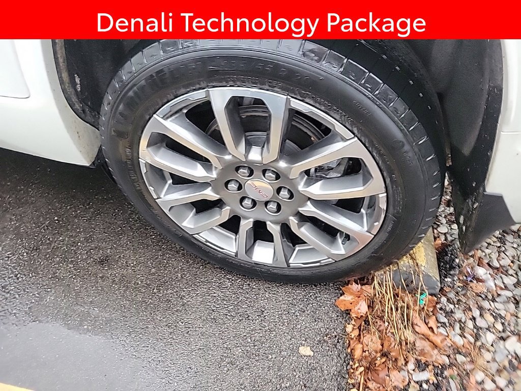 Used 2022 GMC Acadia Denali w/ Denali Technology Package AWD/4WD image 5