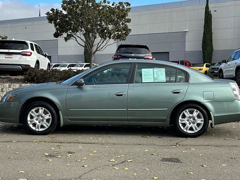 Used 2005 Nissan Altima 2.5 S w/ (S02) Side Airbags Pkg image 7