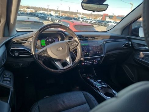 Certified 2022 Chevrolet Bolt EUV Premier w/ Super Cruise Package image 11