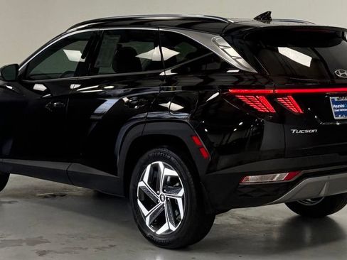 Certified 2022 Hyundai Tucson Limited AWD/4WD image 4
