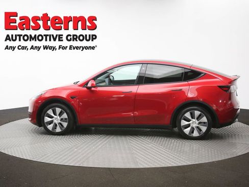 Used 2022 Tesla Model Y Long Range image 55