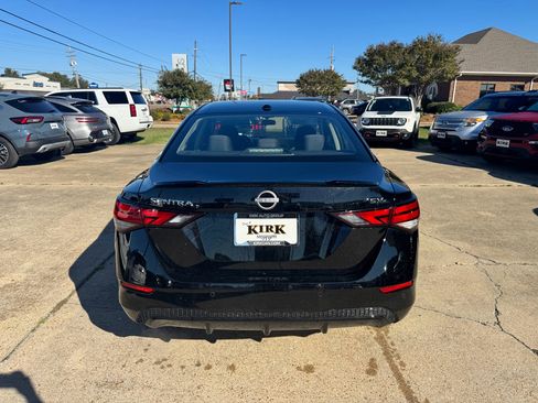 Used 2024 Nissan Sentra SV w/ All-Weather Package image 4