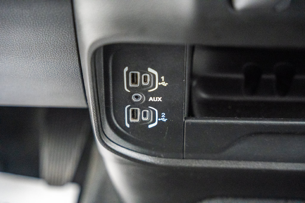Used 2023 RAM 2500 Big Horn w/ Level 1 Equipment Group AWD/4WD image 31