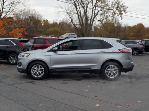Used 2022 Ford Edge SEL w/ Convenience Package image 8