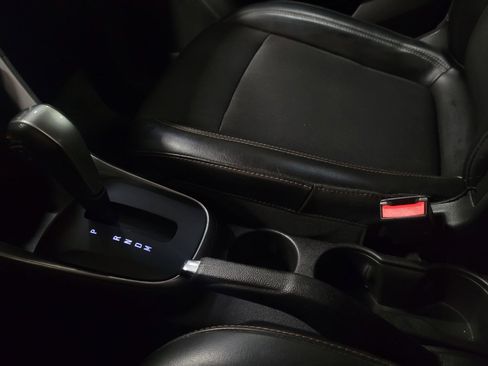 Used 2018 Chevrolet Trax LT w/ Driver Confidence Package FWD image 26