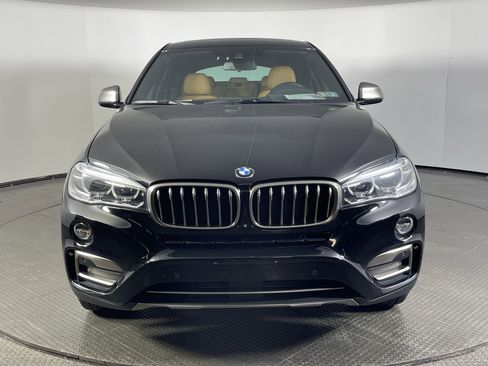 Used 2019 BMW X6 xDrive35i w/ Premium Package image 2