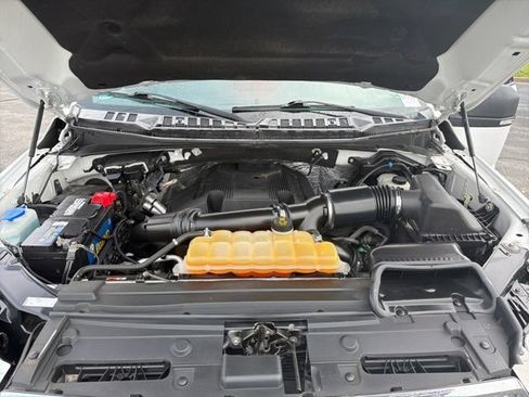 Used 2017 Ford F150 XLT w/ Equipment Group 301A Mid AWD/4WD image 9
