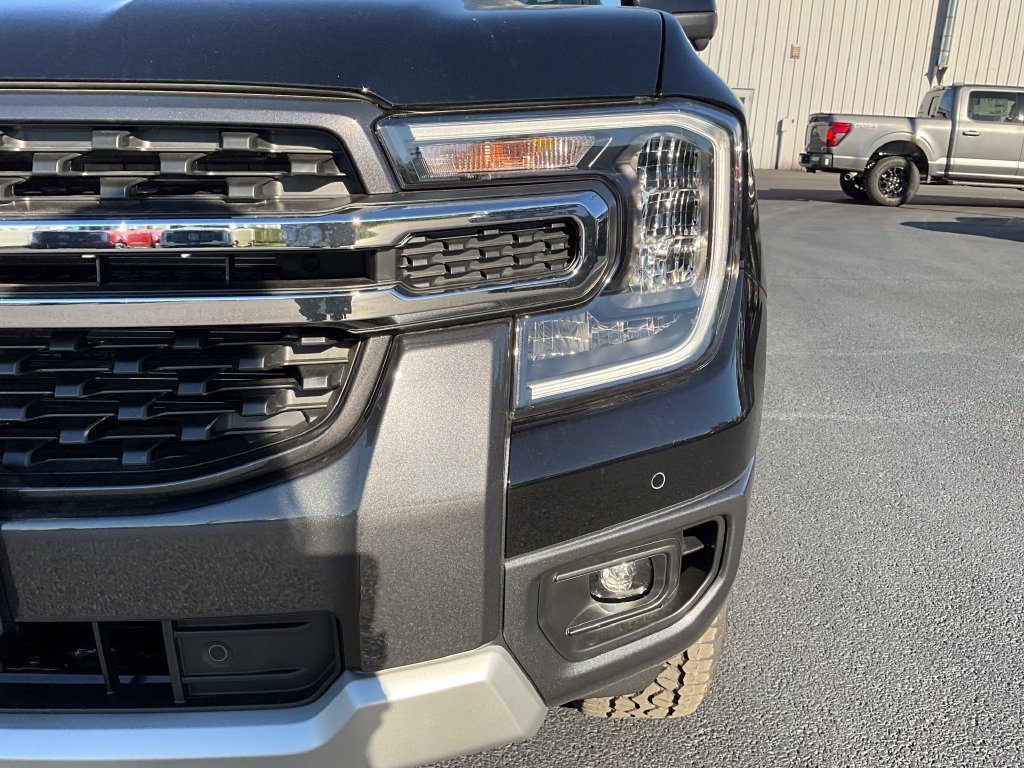 New 2026 Ford Ranger Lariat w/ FX4 Off-Road Package AWD/4WD image 11