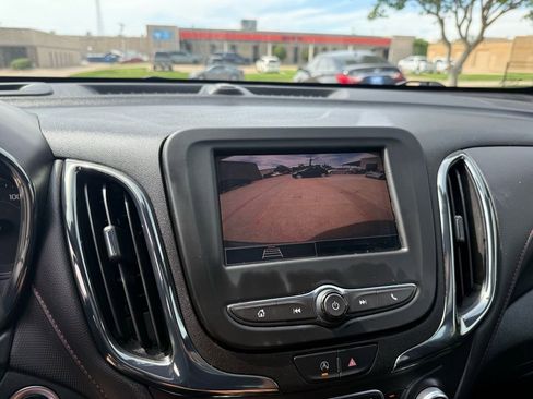 Used 2024 Chevrolet Equinox RS image 9