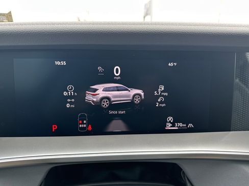 New 2026 Volkswagen Tiguan SE image 19