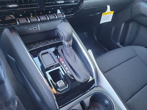 New 2026 GMC Canyon Elevation w/ Convenience Package image 16