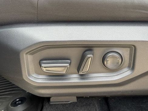 Used 2026 Toyota Tundra SR5 AWD/4WD image 29