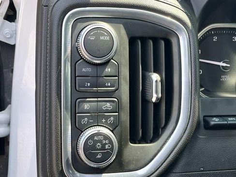 Used 2021 GMC Sierra 3500 Denali w/ Denali Ultimate Package AWD/4WD image 33