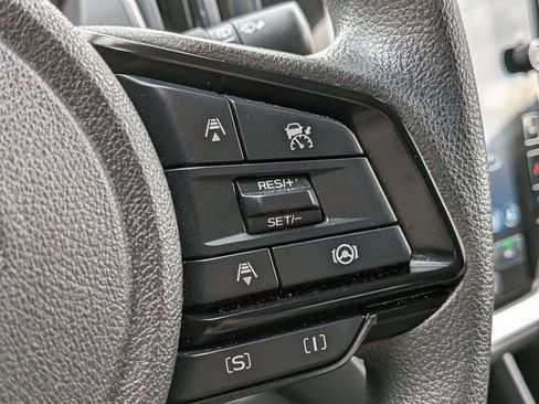 Used 2024 Subaru Crosstrek 2.0i Premium image 22