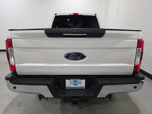 Used 2019 Ford F250 Lariat w/ Lariat Ultimate Package image 27