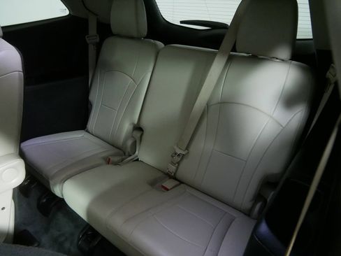 Used 2021 Buick Enclave Essence w/ Sound and Sites Package AWD/4WD image 20