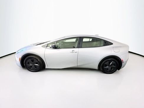 Certified 2024 Toyota Prius Prime FWD image 4