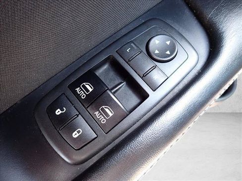 Used 2017 Dodge Challenger SXT RWD image 11