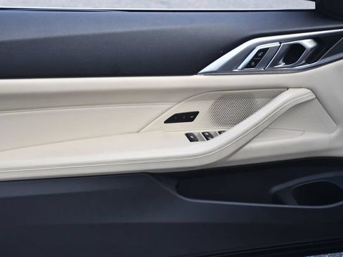 Used 2024 BMW 430i Convertible RWD image 24