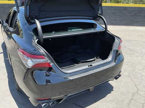 Used 2022 Toyota Camry XSE FWD image 25