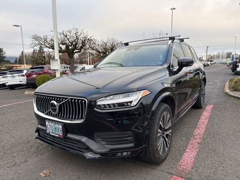 Used 2020 Volvo XC90 T5 Momentum w/ Protection Package Premier image 3