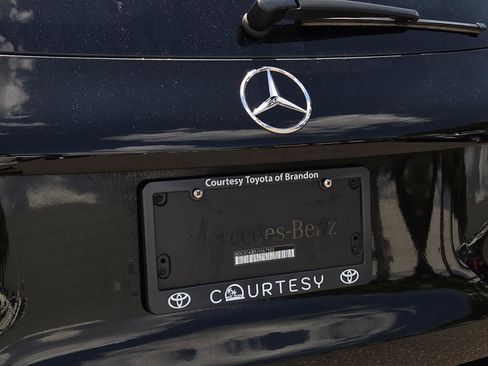 Used 2018 Mercedes-Benz GLC 300 image 30