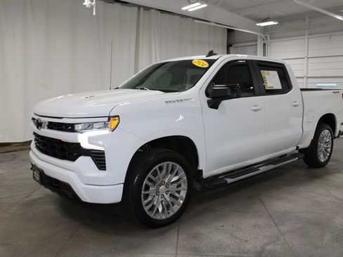 Used 2024 Chevrolet Silverado 1500 RST w/ Protection Package image 4