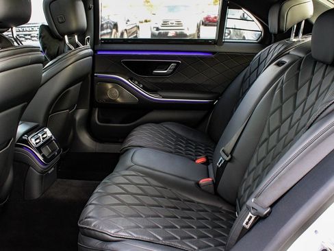 Used 2022 Mercedes-Benz S 500 S 500 image 35