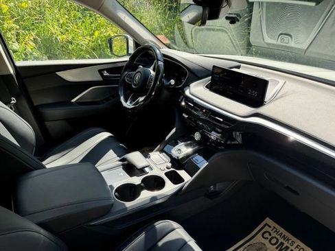 Used 2024 Acura MDX FWD image 19