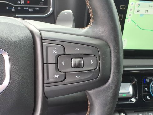 Used 2025 GMC Sierra 1500 AT4 w/ AT4 Premium Package AWD/4WD image 19