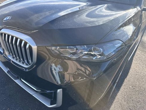 Used 2025 BMW X5 xDrive50e w/ Parking Assistance Package image 10