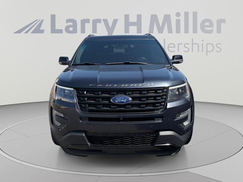 Used 2017 Ford Explorer Sport w/ Equipment Group 401A AWD/4WD image 8
