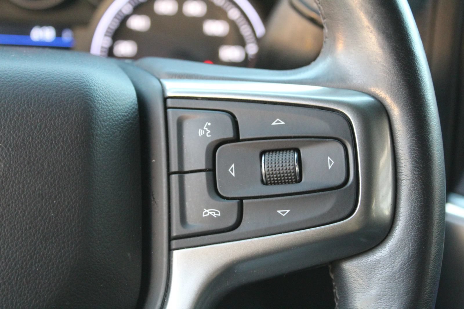 Used 2019 Chevrolet Silverado 1500 LT w/ All-Star Edition RWD image 17