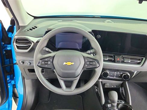 Used 2026 Chevrolet TrailBlazer LT image 30