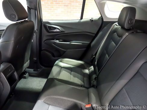 New 2026 Chevrolet Trax LT w/ Driver Confidence Package FWD image 11