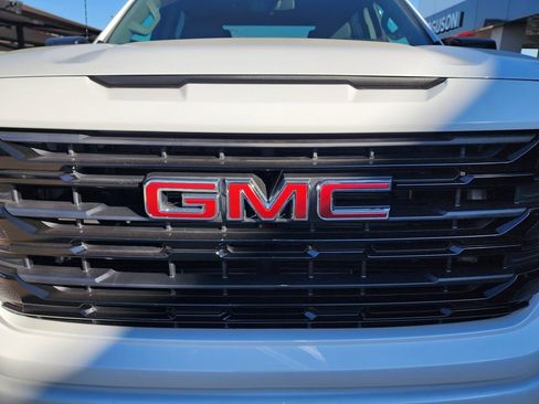 New 2026 GMC Sierra 1500 Elevation image 10