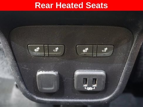 Used 2018 Chevrolet Equinox Premier AWD/4WD image 9