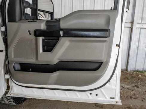 Used 2017 Ford F350 XL w/ Power Equipment Group RWD image 43