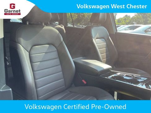 Certified 2024 Volkswagen Atlas SEL AWD/4WD image 16
