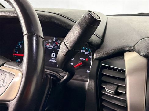 Used 2020 GMC Yukon XL Denali image 16