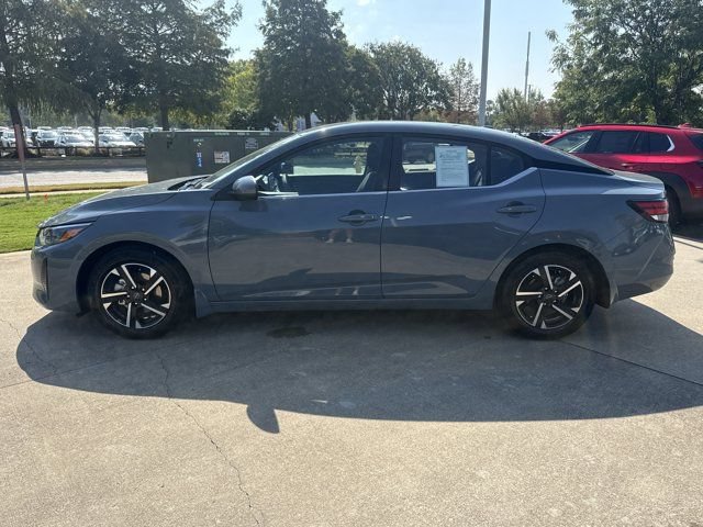 Used 2024 Nissan Sentra SV FWD image 8