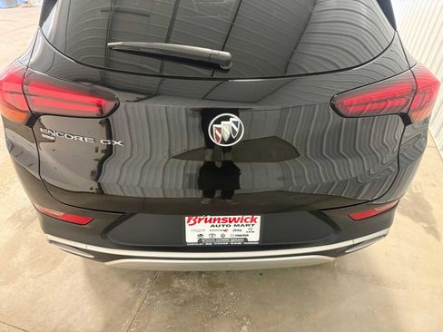 Used 2023 Buick Encore GX Select w/ Safety Package II AWD/4WD image 15