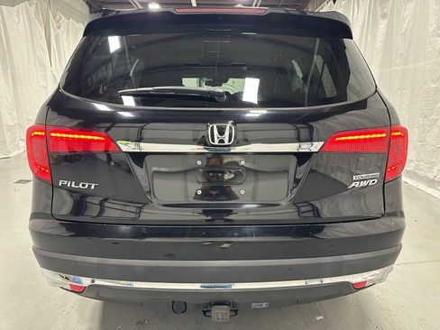 Used 2018 Honda Pilot Touring image 6