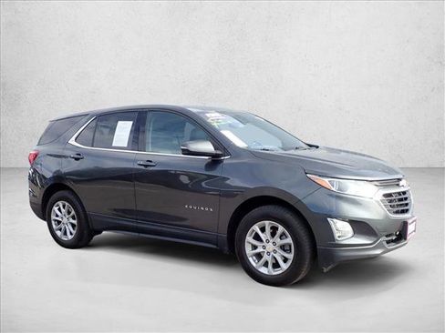 Used 2019 Chevrolet Equinox LT w/ Driver Convenience Package AWD/4WD image 6