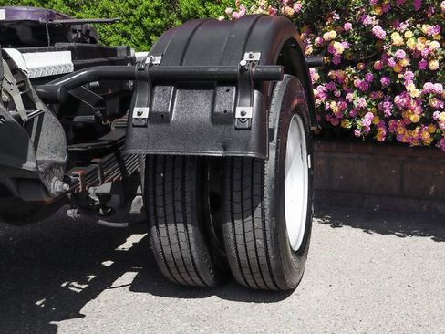 Used 2021 RAM 5500 Tradesman w/ Chrome Appearance Group RWD image 40