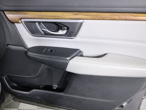 Used 2017 Honda CR-V EX-L image 45