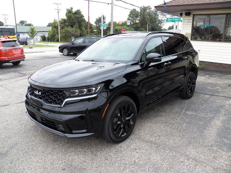 Used 2022 Kia Sorento SX AWD/4WD image 2