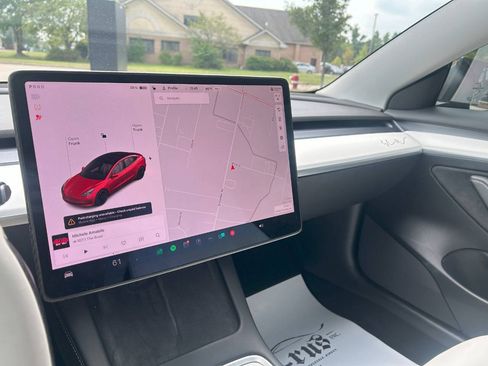 Used 2021 Tesla Model 3 Performance image 17