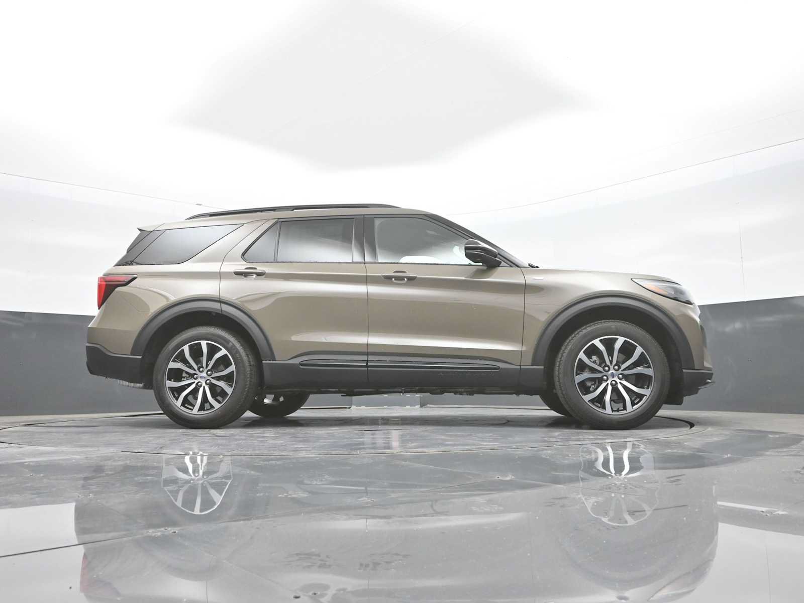 New 2026 Ford Explorer ST-Line AWD/4WD image 67