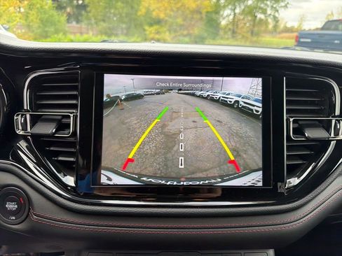 Certified 2022 Dodge Durango R/T image 23